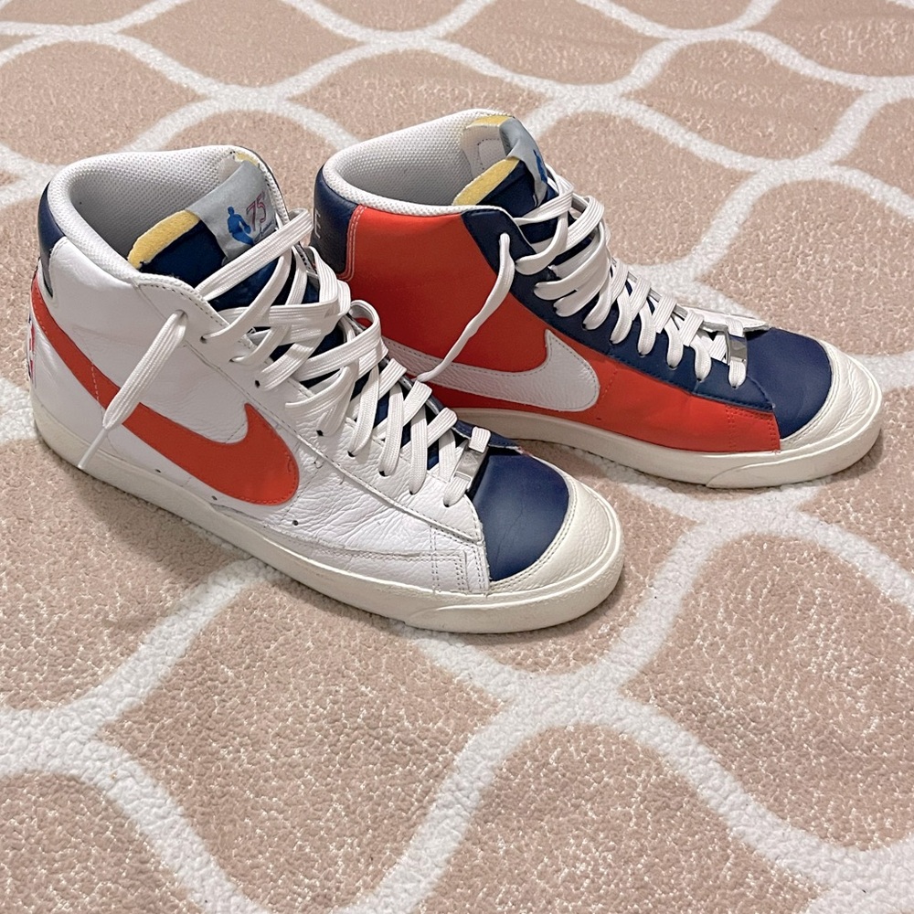 Nike Blazer Mid '77 EMB NBA 75th Anniversary Knicks